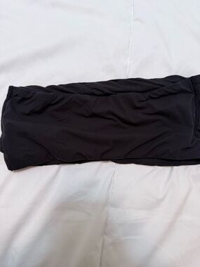 Skims Black Strapless Bandeau Top run small